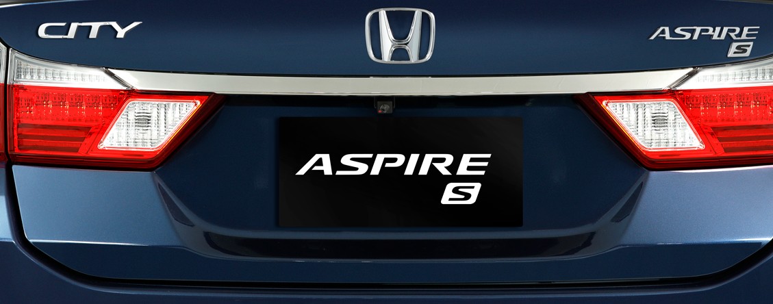 Rear License Plate Chrome Garnish