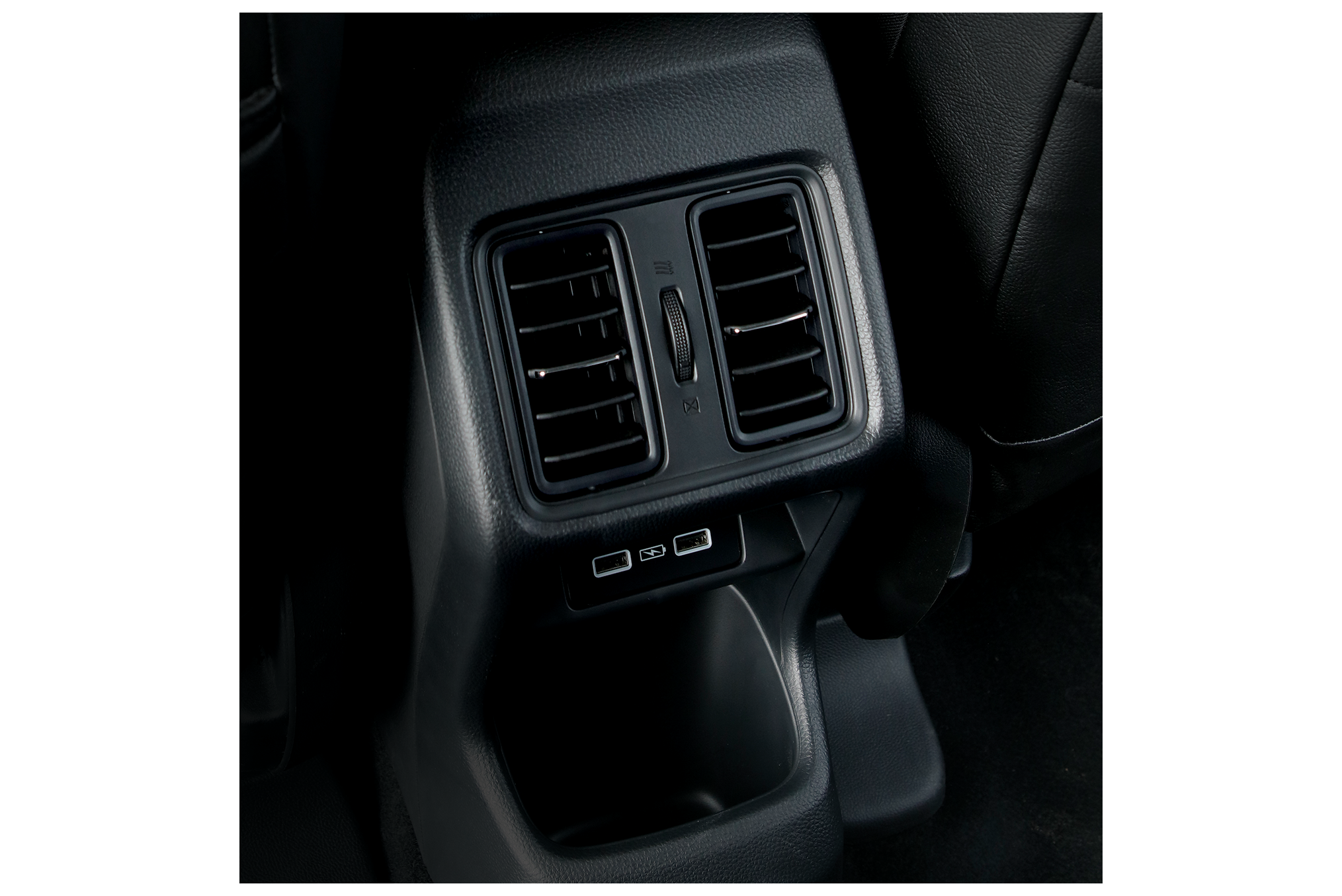 Rear A/C Vents With USB Charging Ports